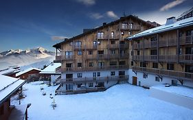 Résidence Les Arolles by Les Etincelles